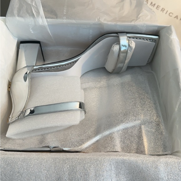 Good American Strappy Block Heeled Sandal - Picture 1 of 6